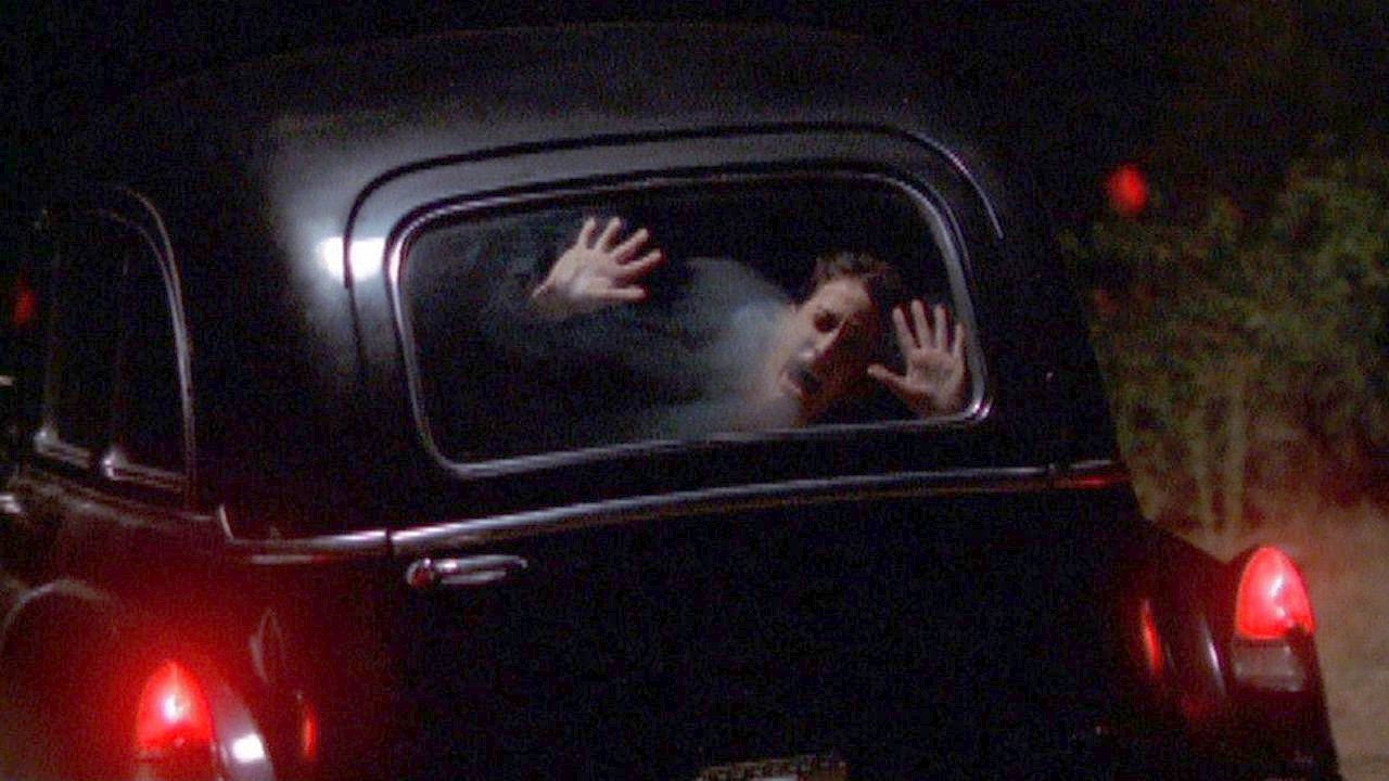 Dead End (2003) backdrop artwork