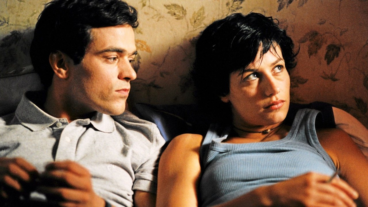 The Spanish Apartment (2002) backdrop artwork