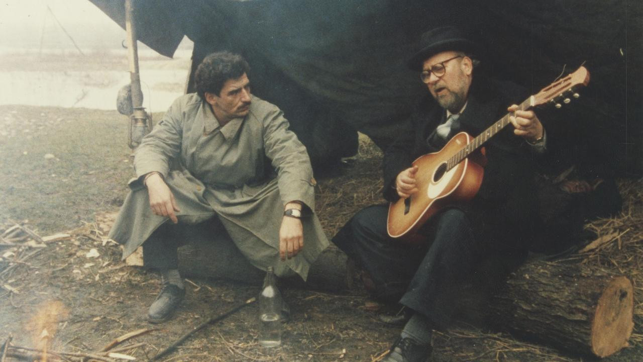 When Father Was Away on Business (1985) backdrop artwork