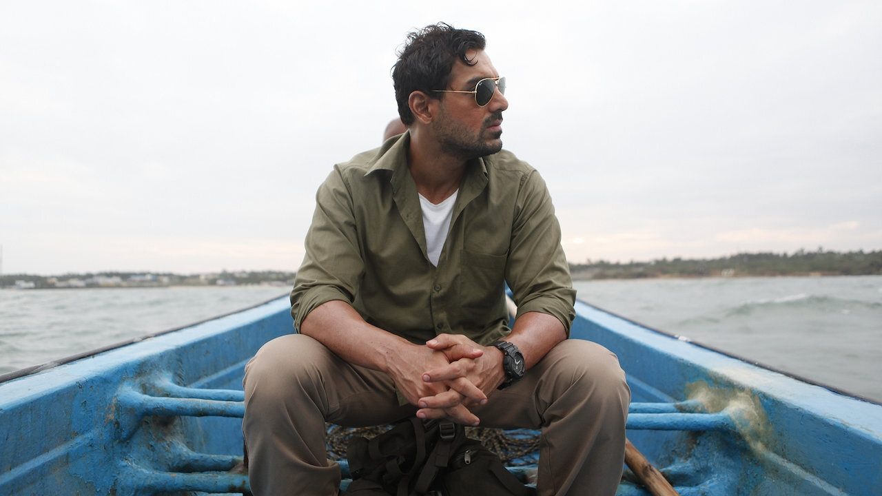 Madras Cafe (2013) backdrop artwork