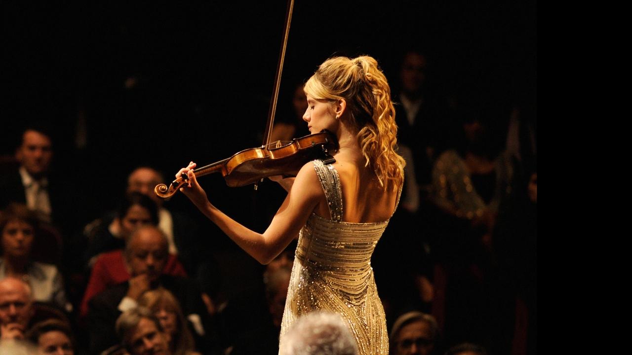 The Concert (2009) backdrop artwork
