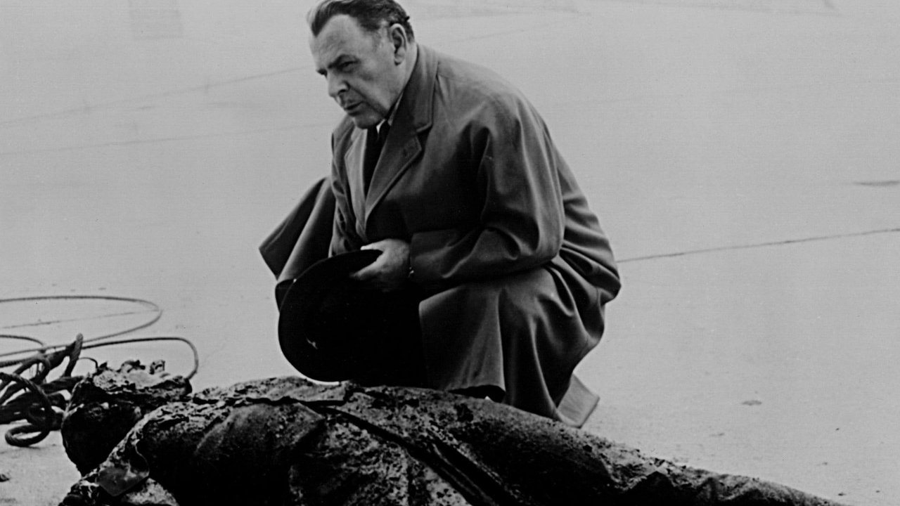 Quatermass 2 (1957) backdrop artwork