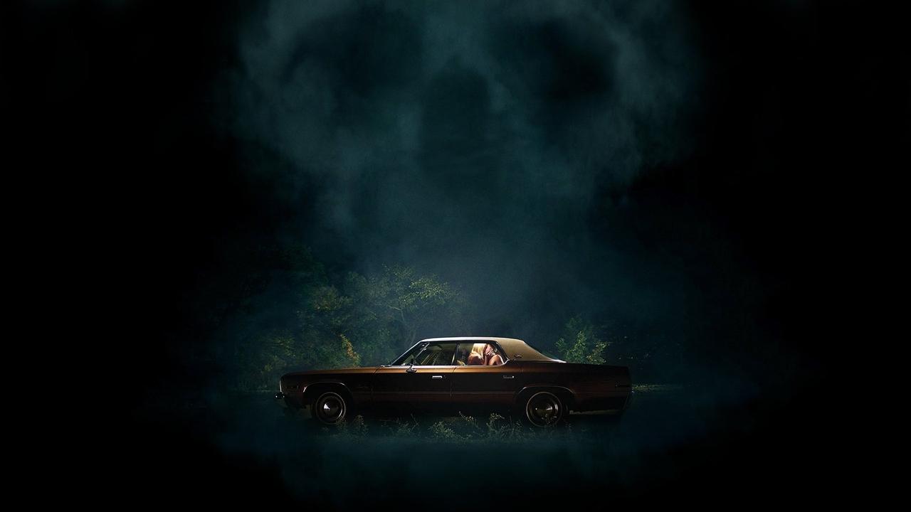 It Follows (2015) backdrop artwork