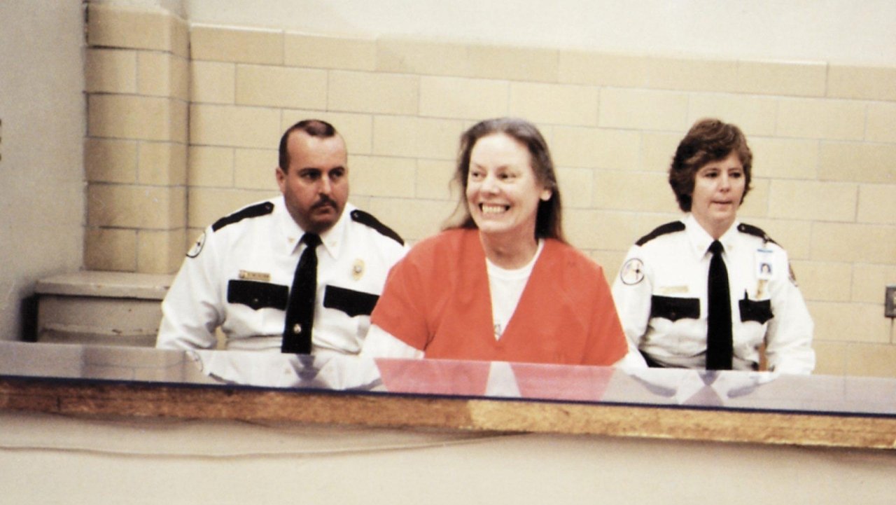 Aileen: Life and Death of a Serial Killer (2003) backdrop artwork