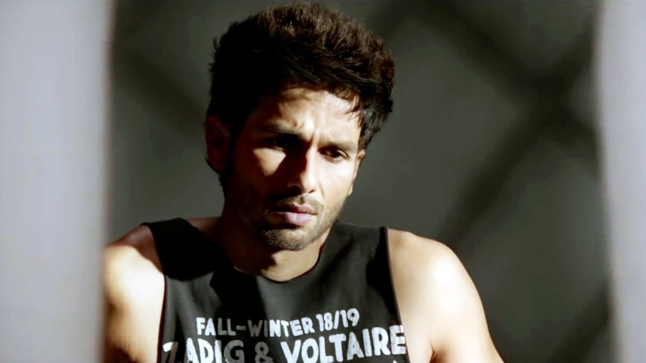 Kabir Singh (2019) backdrop artwork