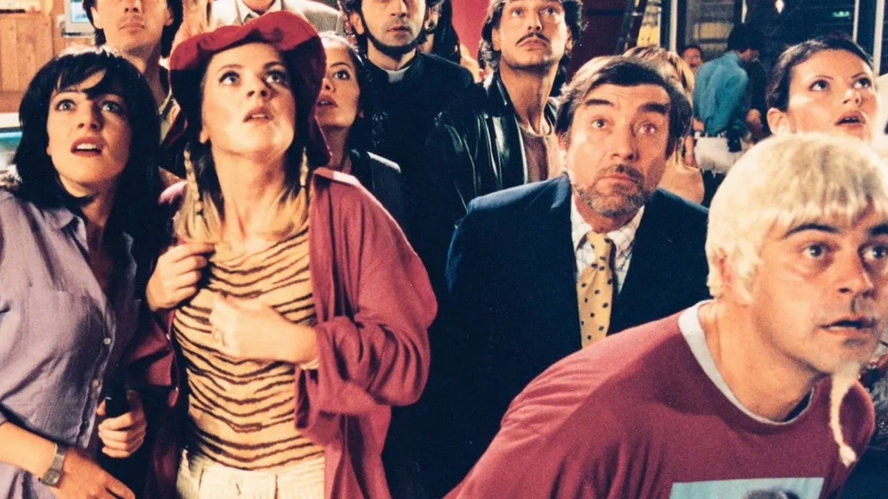 Tutti gli uomini del deficiente (1999) backdrop artwork