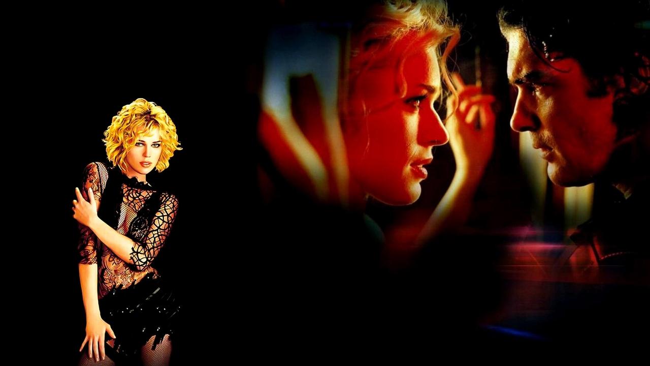 Femme Fatale (2002) backdrop artwork