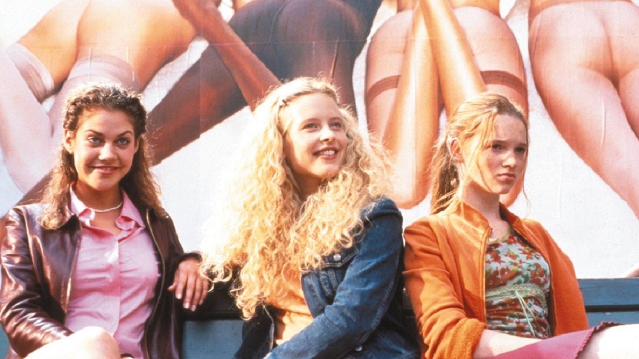 Girls on Top (2001) backdrop artwork