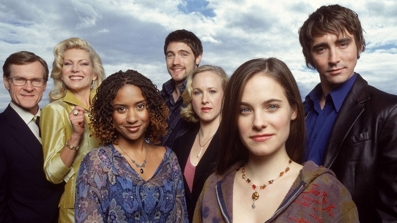 Wonderfalls (2004) series backdrop artwork